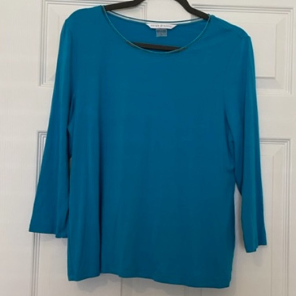 Peter Nygard blue top